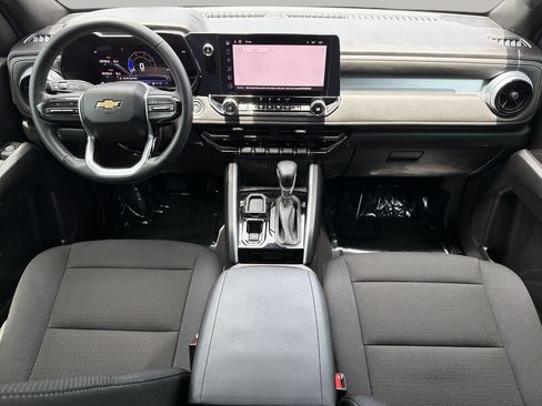 Used 2024 Chevrolet Colorado LT w/ LT Convenience Package RWD image 12