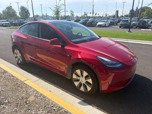 Used 2021 Tesla Model Y Long Range AWD/4WD image 12