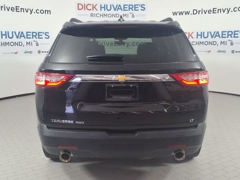 Used 2020 Chevrolet Traverse LT w/ LPO, Floor Liner Package AWD/4WD image 5