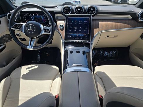 Used 2023 Mercedes-Benz GLC 300 4MATIC image 18