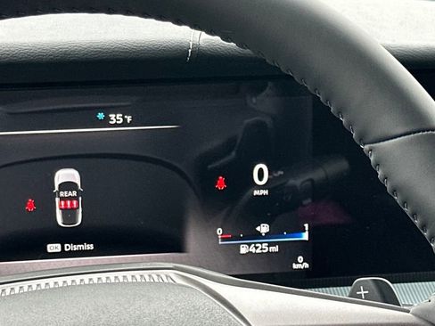 New 2025 Nissan Murano SL image 14