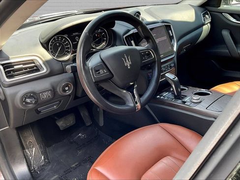 Used 2021 Maserati Ghibli S Q4 AWD/4WD image 15