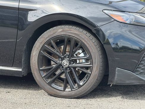 Used 2025 Toyota Camry SE FWD image 37