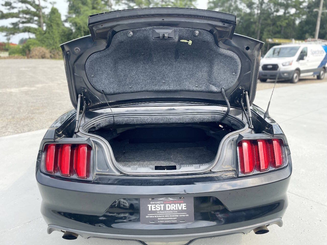 Used 2016 Ford Mustang Premium RWD image 7