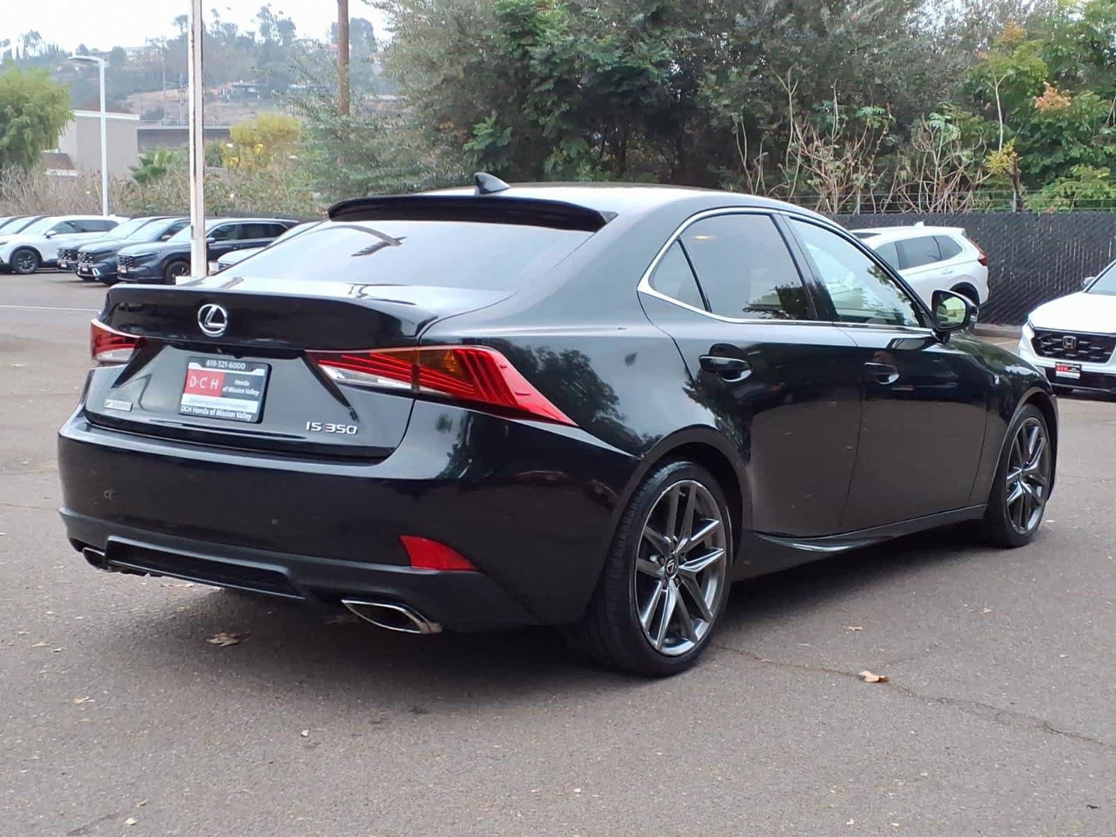 Used 2020 Lexus IS 350 F Sport w/ F Sport Package RWD image 4