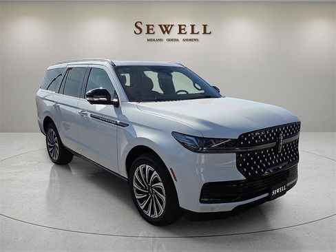 New 2025 Lincoln Navigator Black Label image 6