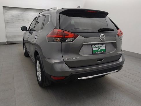 Used 2018 Nissan Rogue SV AWD/4WD image 5