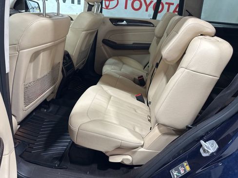 Used 2017 Mercedes-Benz GLS 450 4MATIC image 18