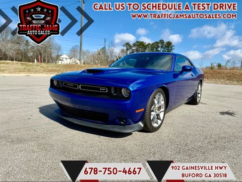 Used 2022 Dodge Challenger GT image 1