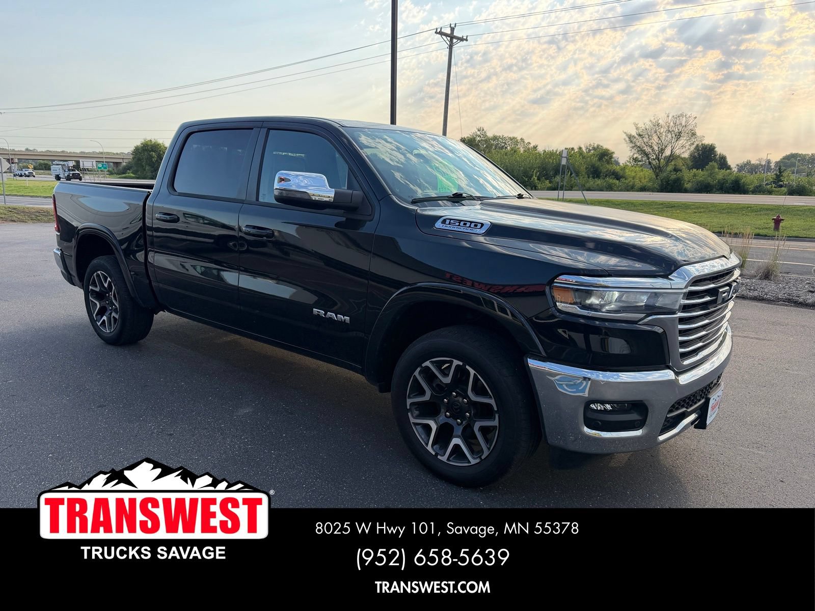 Used 2026 RAM 1500 Laramie AWD/4WD image 6