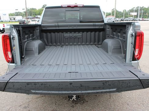Used 2025 GMC Sierra 1500 Denali w/ Denali Reserve Package AWD/4WD image 21