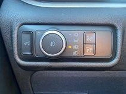 Certified 2024 Ford Explorer XLT w/ Equipment Group 202A AWD/4WD image 19