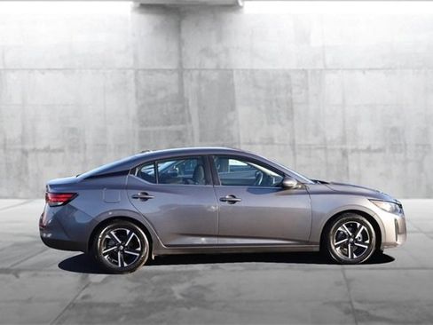 Certified 2024 Nissan Sentra SV image 5