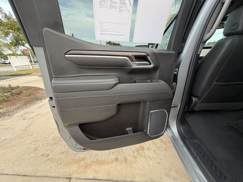 Used 2025 GMC Sierra 1500 SLT image 26