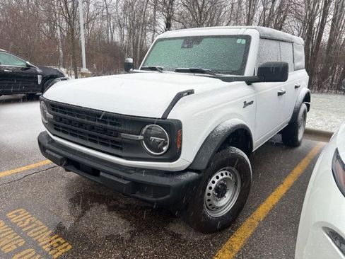 Used 2023 Ford Bronco 4-Door image 1
