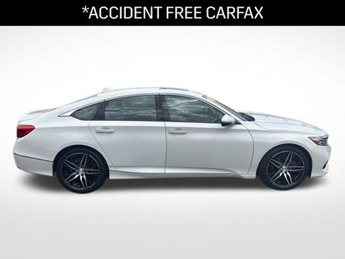 Used 2022 Honda Accord Touring image 2