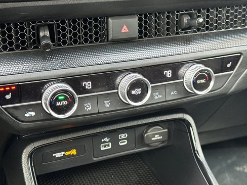 Certified 2025 Honda CR-V EX image 18