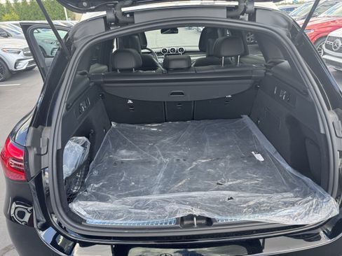 Used 2026 Mercedes-Benz GLC 300 image 34