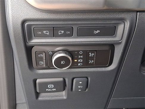 Used 2023 Ford F150 Lariat image 24
