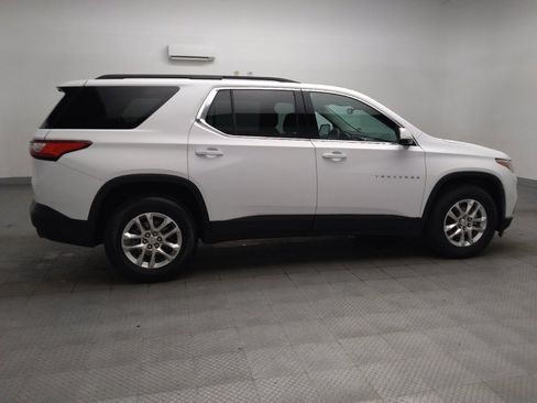 Used 2021 Chevrolet Traverse LT FWD image 10