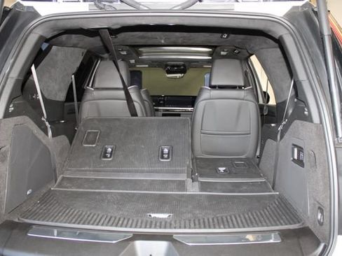 Used 2025 Cadillac Escalade V AWD/4WD image 43