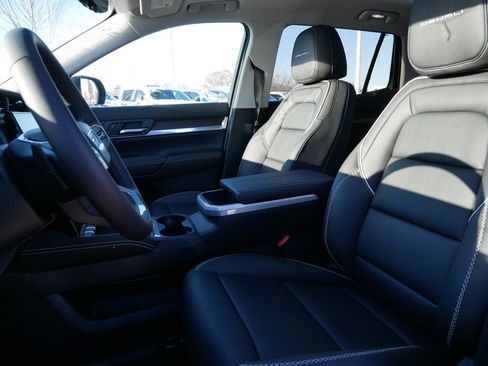 New 2026 GMC Terrain Denali w/ LPO, Floor Liner Package image 4