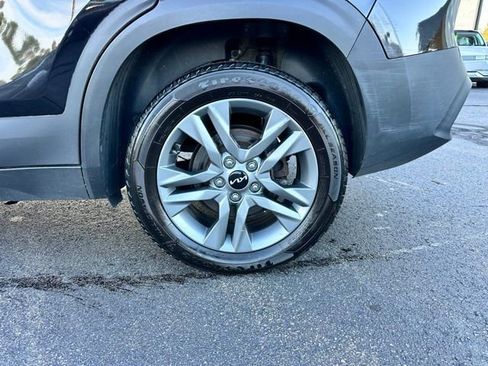 Used 2022 Kia Seltos LX image 30