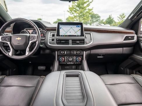 Used 2021 Chevrolet Tahoe Premier w/ Premium Package AWD/4WD image 15