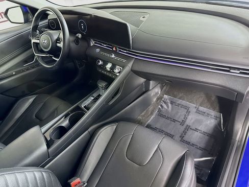 Certified 2023 Hyundai Elantra Limited FWD image 34