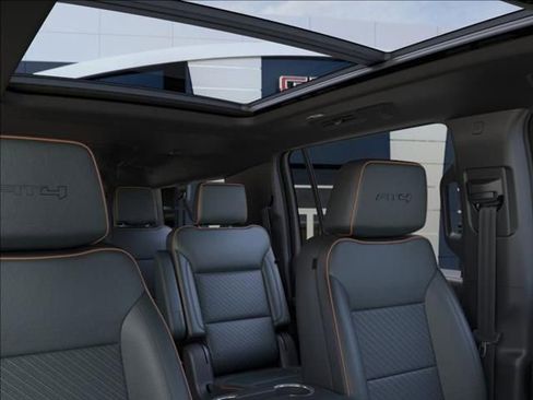 New 2026 GMC Yukon XL AT4 image 28