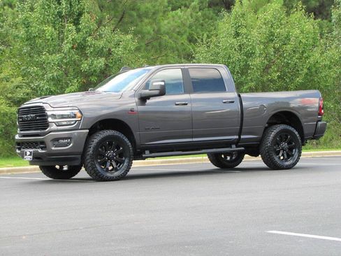 Used 2024 RAM 2500 Laramie w/ Night Edition AWD/4WD image 3