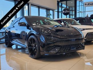 New 2025 Kia EV6 GT-Line video 2