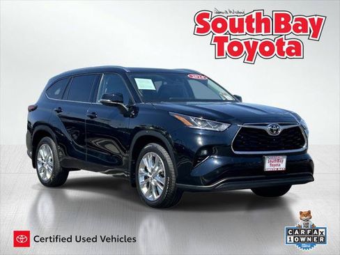 Certified 2024 Toyota Highlander Limited AWD/4WD image 1