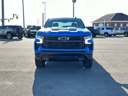 New 2026 Chevrolet Silverado 1500 LT Trail Boss w/ LPO, Dark Essentials Package AWD/4WD image 9