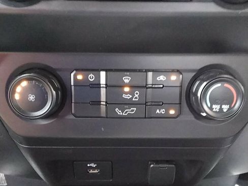 Used 2019 Ford F150 XL w/ Equipment Group 101A Mid RWD image 19
