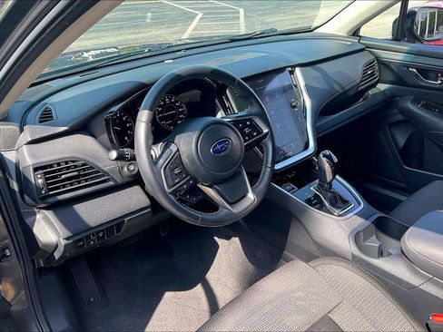 Used 2021 Subaru Outback Premium w/ Popular Package #1 AWD/4WD image 17