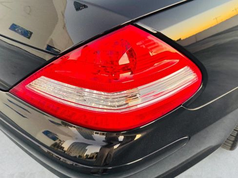 Used 2007 Mercedes-Benz SL 550 SL 550 2dr Convertible image 41