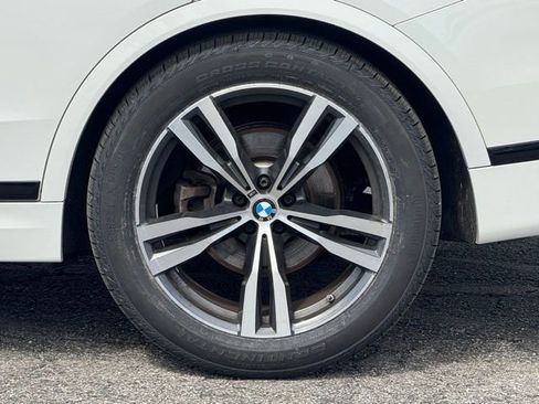 Certified 2023 BMW X7 xDrive40i w/ M Sport Package image 4