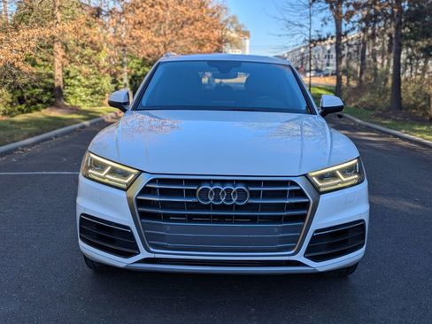 Used 2018 Audi Q5 2.0T Premium Plus w/ Premium Plus Package image 2