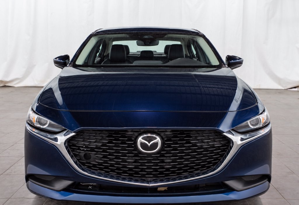 Used 2024 MAZDA MAZDA3 s FWD image 2