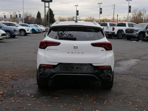 Used 2024 Buick Encore GX Sport Touring image 5