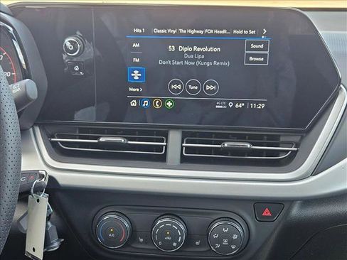 New 2026 Chevrolet Trax RS w/ Sunroof Package image 12