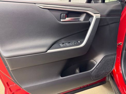 Used 2025 Toyota RAV4 XSE w/ Weather Package image 8