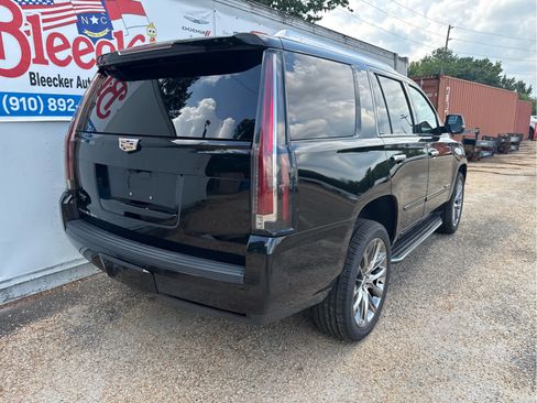 Used 2020 Cadillac Escalade Luxury w/ Escalade Sport Edition AWD/4WD image 3