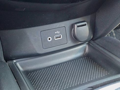 Used 2018 Nissan Rogue SV FWD image 28