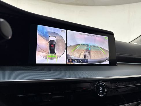 Used 2025 Nissan Murano Platinum w/ Cargo Package image 8