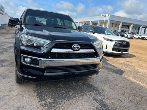 Used 2016 Toyota 4Runner Limited RWD image 38
