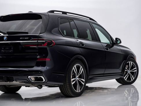 Used 2024 BMW X7 xDrive40i w/ M Sport Package image 9