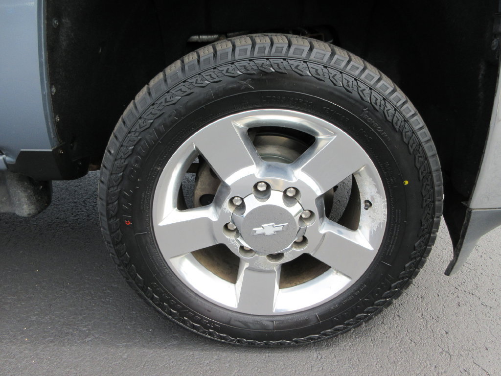 Certified 2016 Chevrolet Silverado 2500 LTZ w/ Duramax Plus Package AWD/4WD image 9