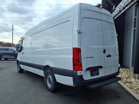 New 2026 Mercedes-Benz Sprinter 2500 image 4